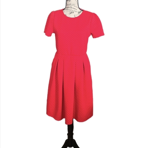 Draper James Red Heart Print Dress - Picture 2 of 8